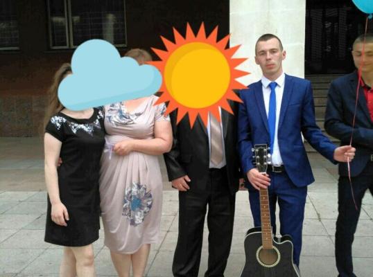 Фото для Студент очень сильно попал. Прошу помощи